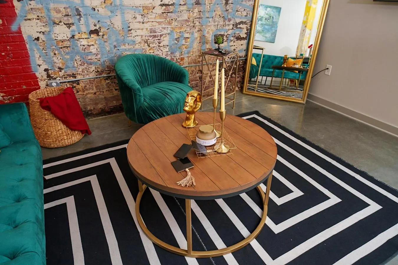Cozy Luxurious Loft In Downtown Memphis Apartment